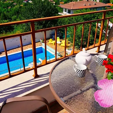 сънрайз - Sunrise Vakantiehuis